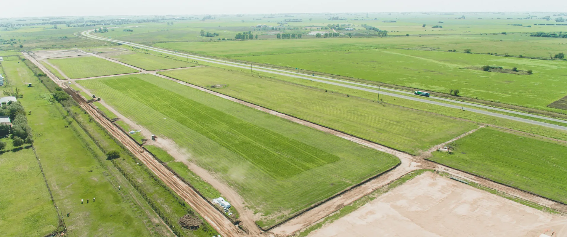 carousel-pip_0005_Layer 2